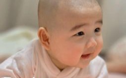 【2025剃胎头好日子全指南】最全新生宝宝剃胎头吉·日·时·辰清单