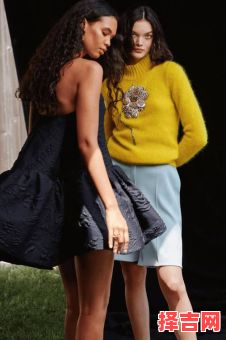 2025年8月15日 土金相生日穿搭：黄白搭配增强决策力-第1张图片